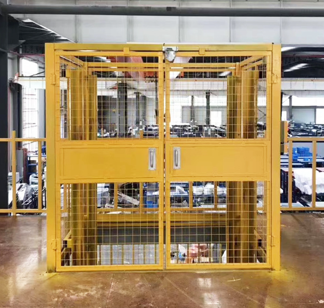 南昌智能导轨式升降机亮相